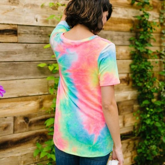 Women Top Do Or Dye V-Neck - Picture 5 of 5